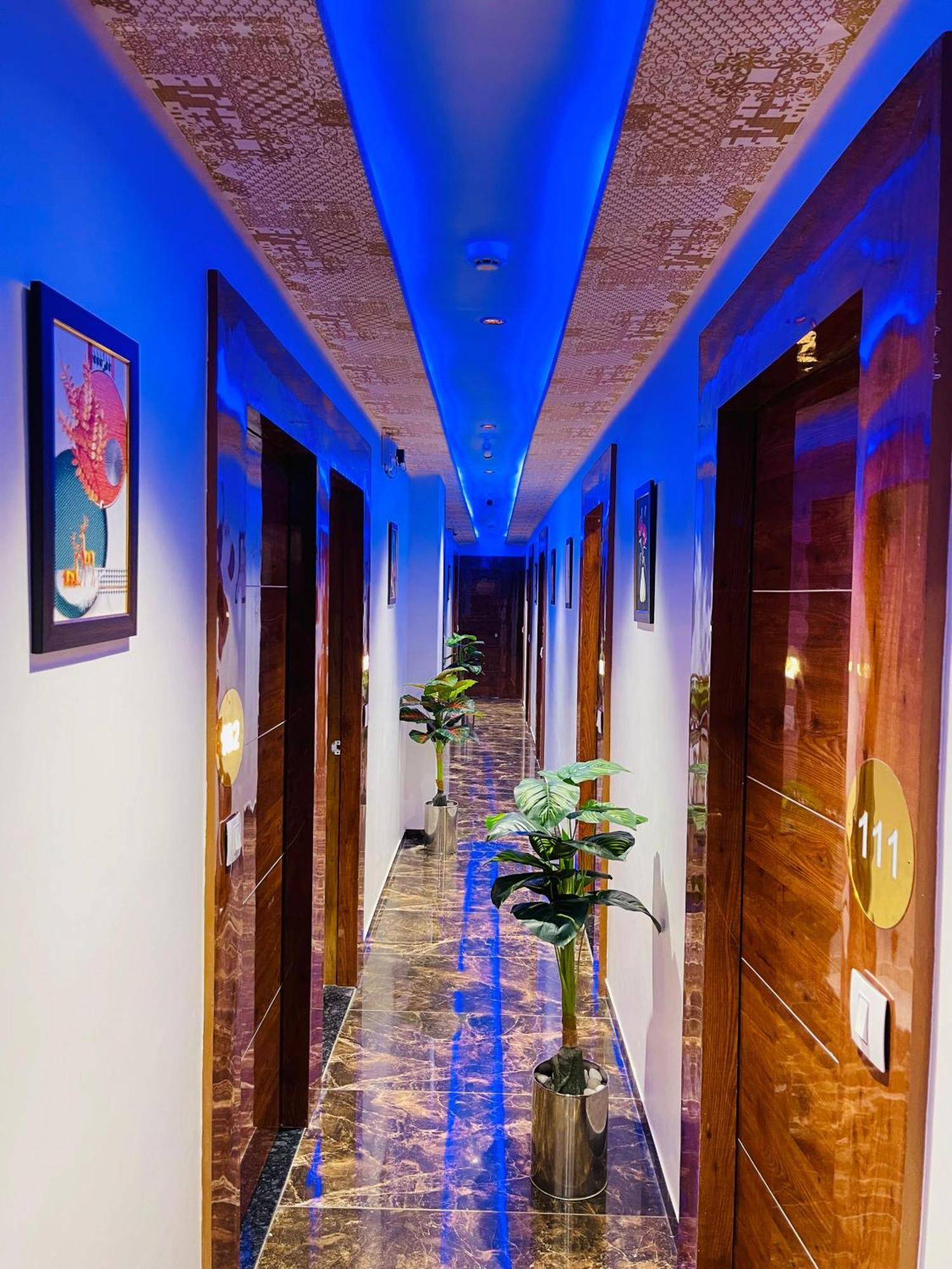 Hotel Avenue Sky Ahmadábád Exteriér fotografie